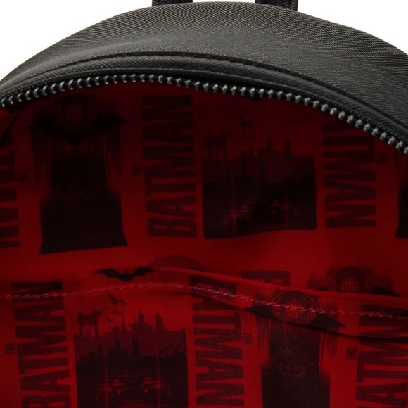Loungefly DC Comics The Batman Cosplay Mini‎ Backpack main image 6